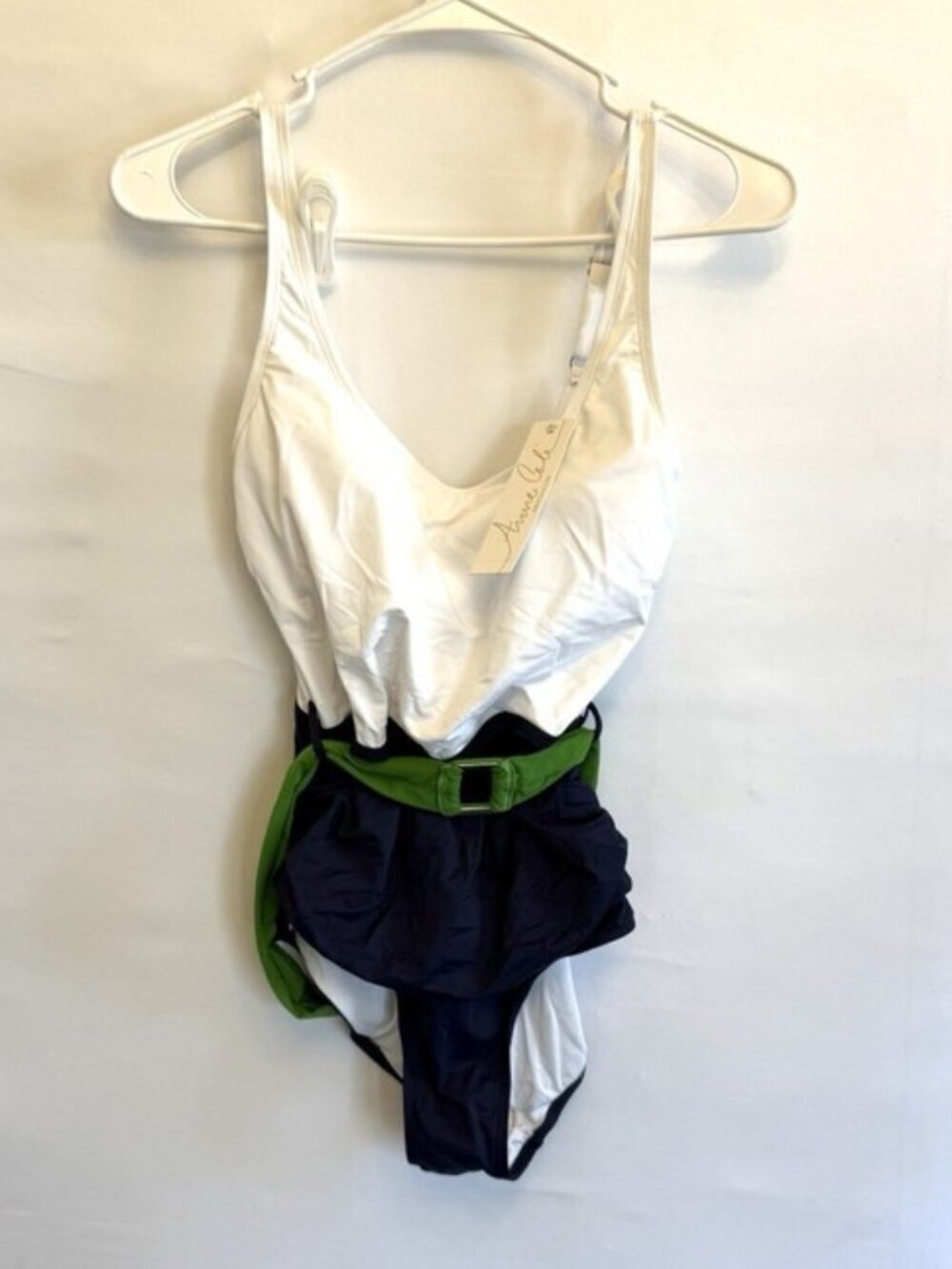 Anne Cole Women’s V Neck One Piece Swimsuit Size 10